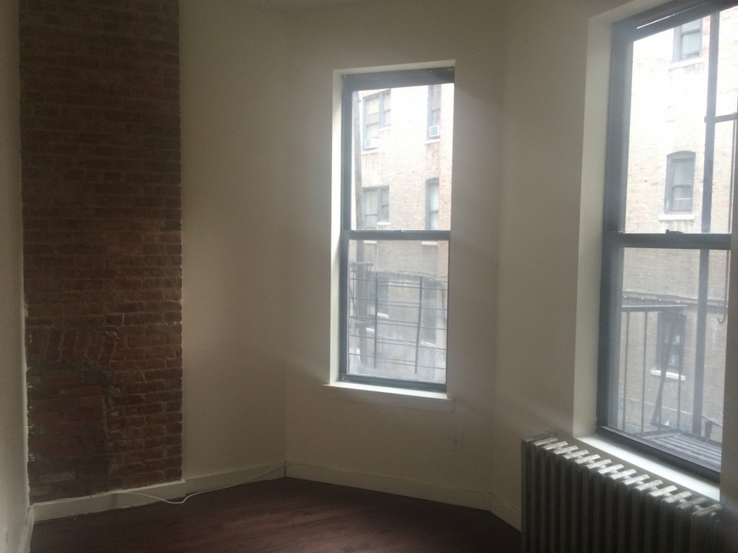 352 Myrtle Avenue, #1