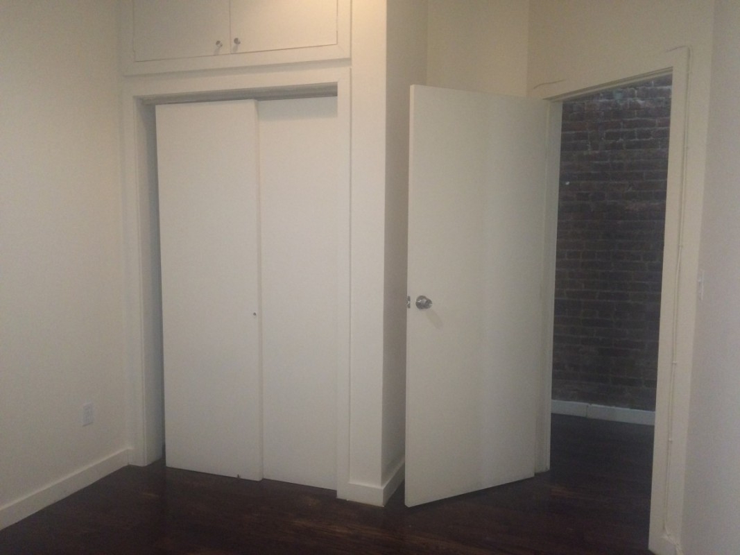 352 Myrtle Avenue, #1