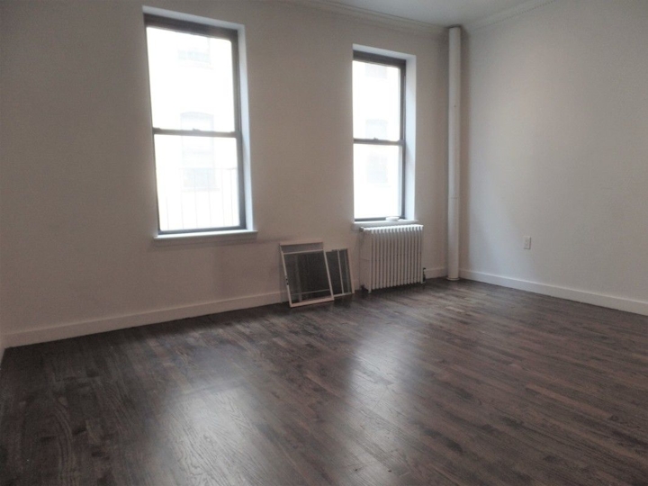 556 w 126 st