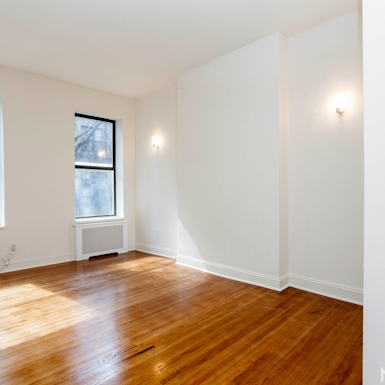 Photo of 1560 York Avenue