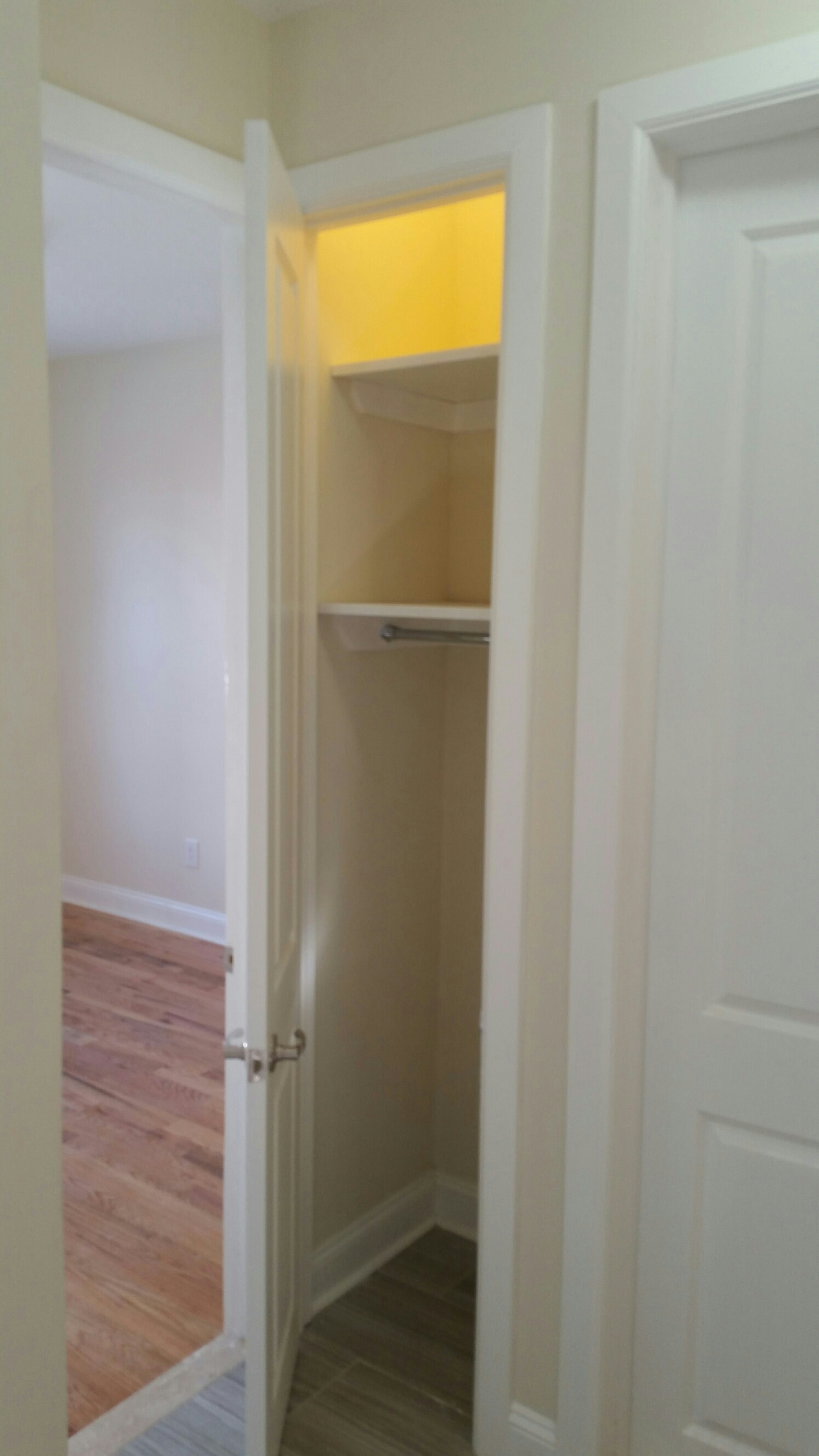 578 Albany Avenue, #2R