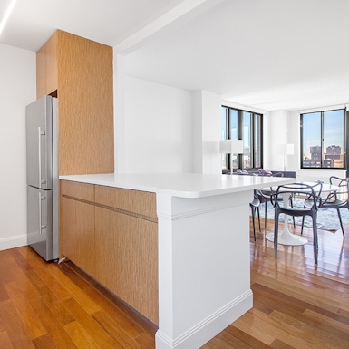 Photo of 290 3rd Ave