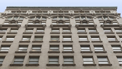 a large building