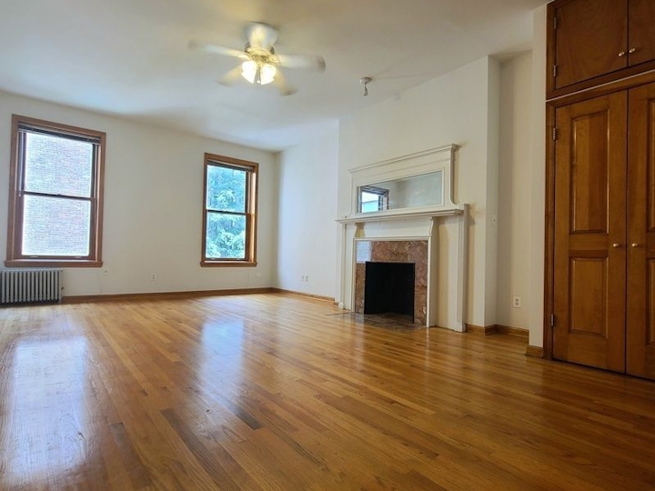 76 Riverside drive