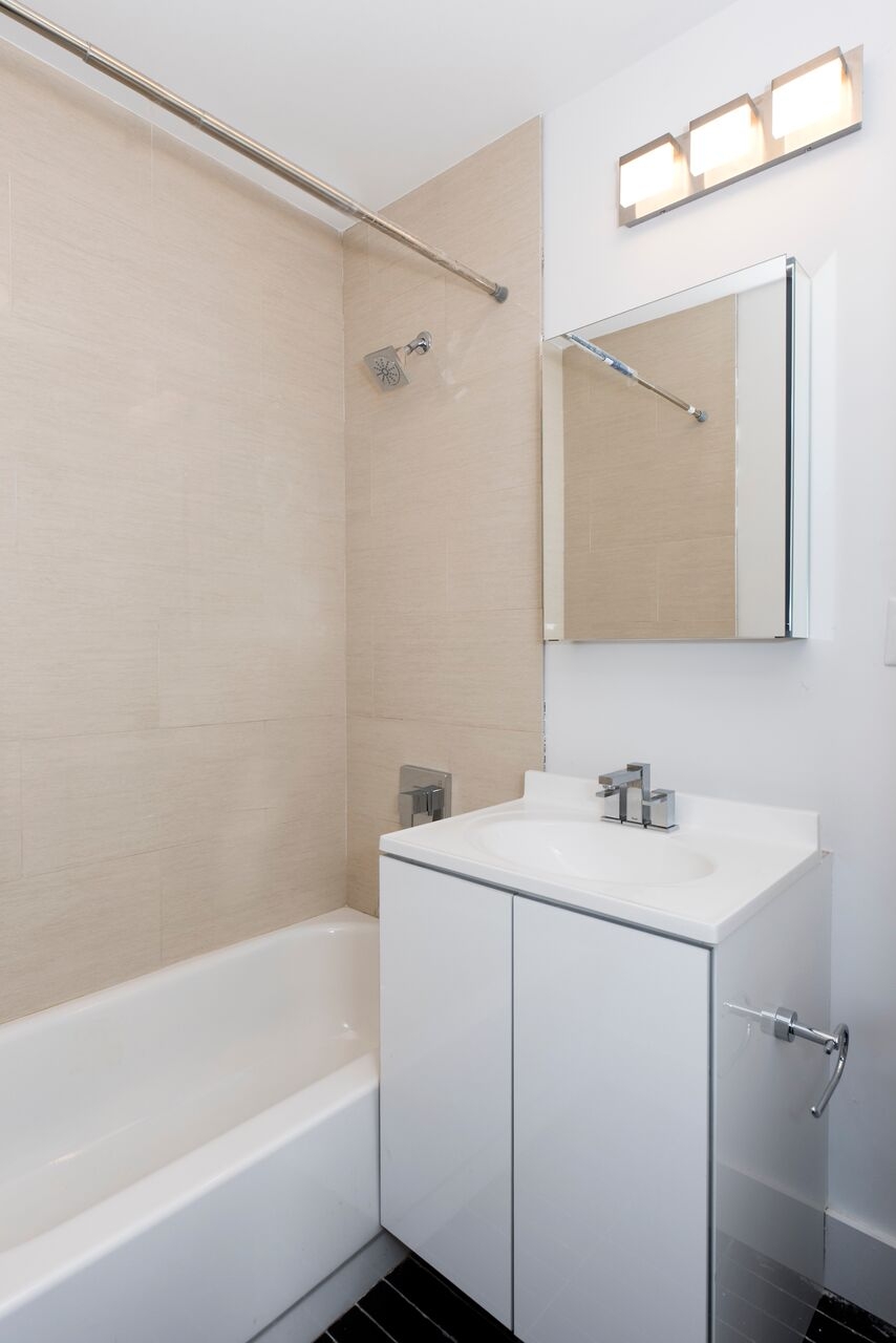 1731 Pitkin Avenue, #4A