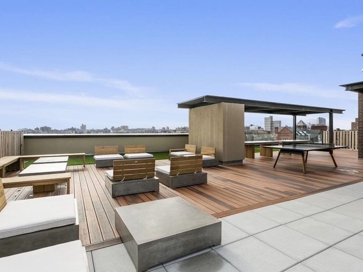 325 Lafayette Avenue