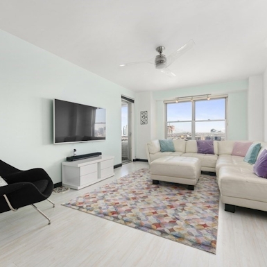 Photo of 455 FDR DR