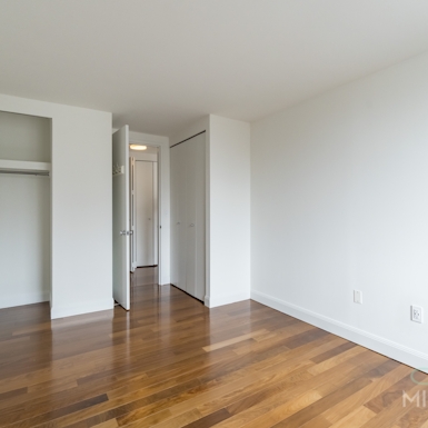 Photo of 290 3rd Ave