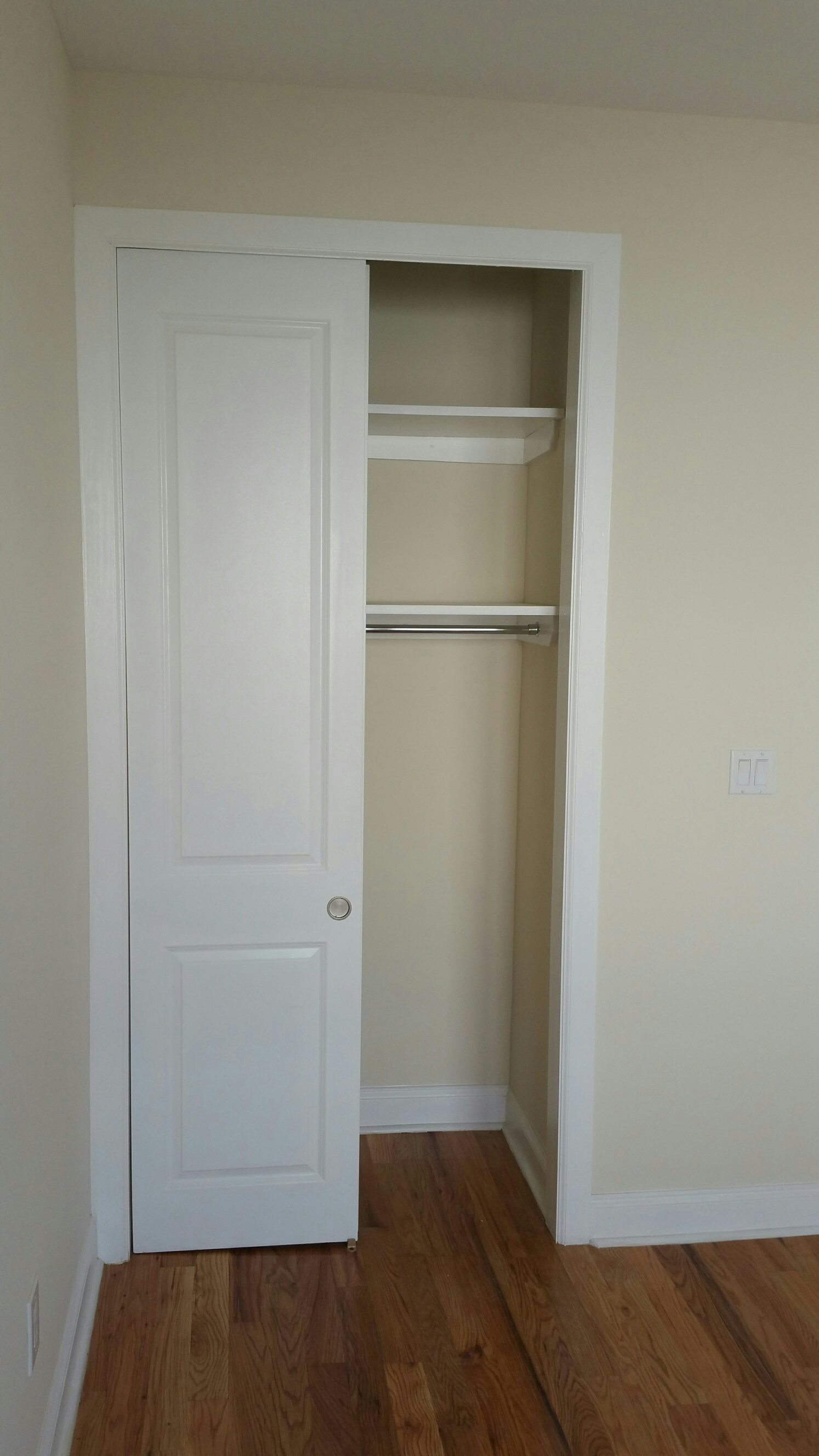 578 Albany Avenue, #2R