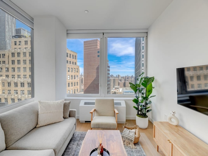 180 Water St