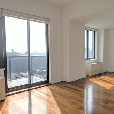 Photo of 290 3rd Ave