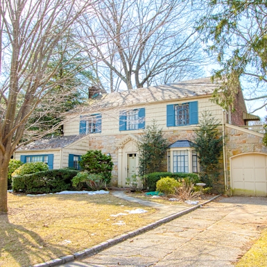 Photo of 34 Sutton Crest
