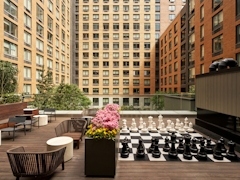 Thumbnail of Gotham West: 2717